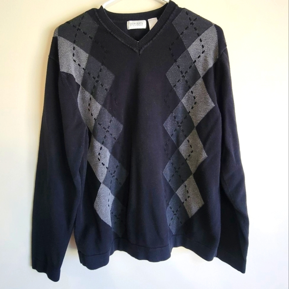 Concepts by Claiborne V-Neck Argyle Sweater
